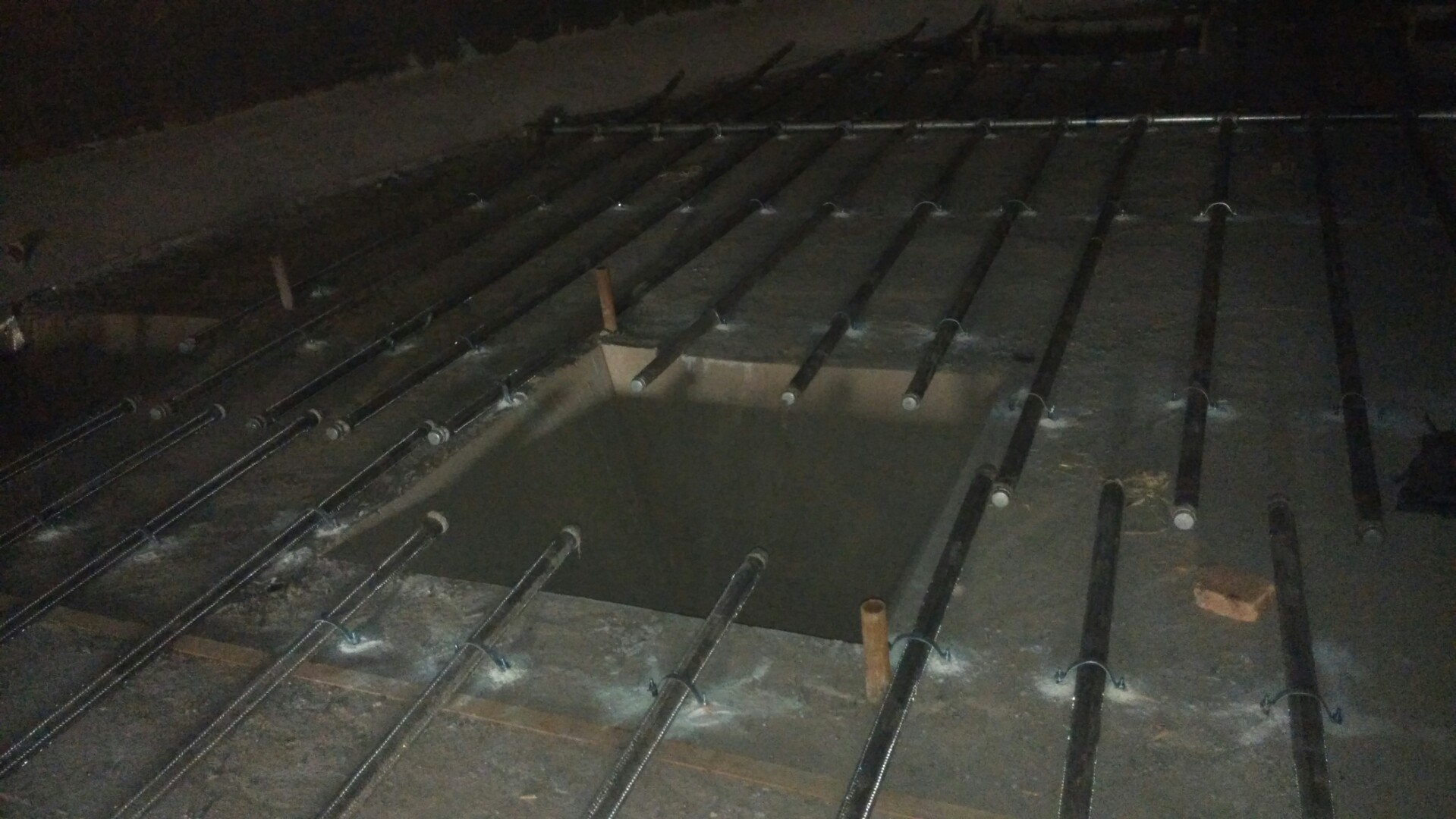 堆龙德庆流化棒